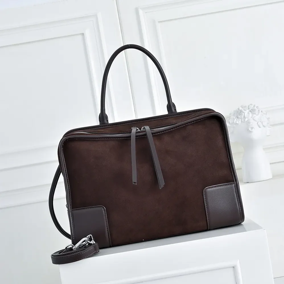 Loewe Large Amazona 180 Bag in Suede for Women Loewe Large Amazona 180 Bag in Suede for Women