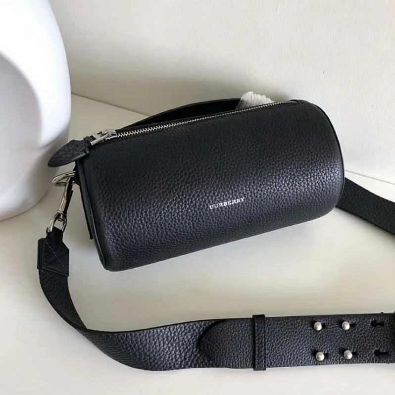 Burberry The Leather Barrel Bag for Women in Black