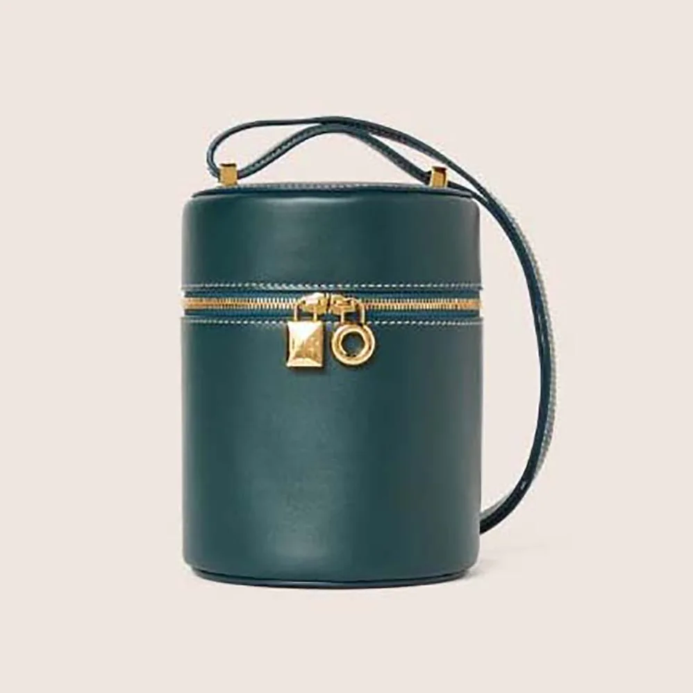 Loro Piana Medium Extra Case in Calfskin Leather for Women in Green Loro Piana Medium Extra Case in Calfskin Leather for Women in Green