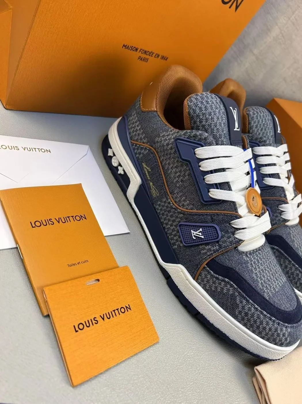 Louis Vuitton LV Trainer Sneaker Denim 1AD6DK Louis Vuitton LV Trainer Sneaker Denim 1AD6DK