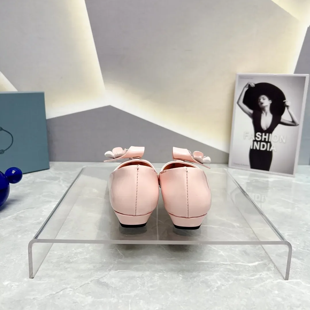 Prada Patent Pumps Pink Prada Patent Pumps Pink