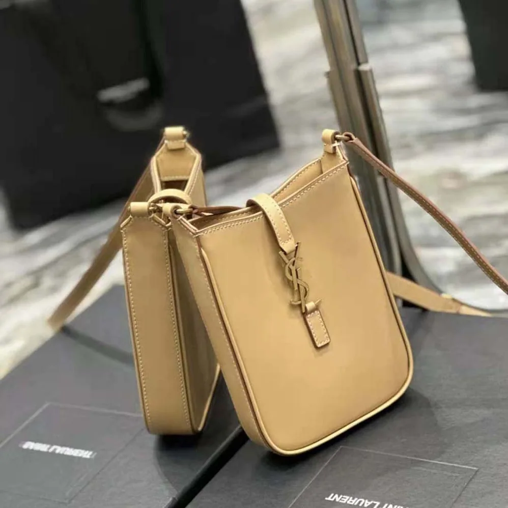 Saint Laurent YSL Le 5 à 7 Mini Vertical in Vegetable-Tanned Leather for Women in Sandy