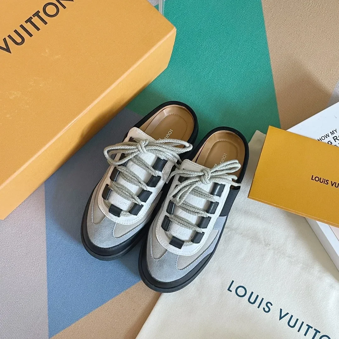 Louis Vuitton Lous Sneakers Black for Women