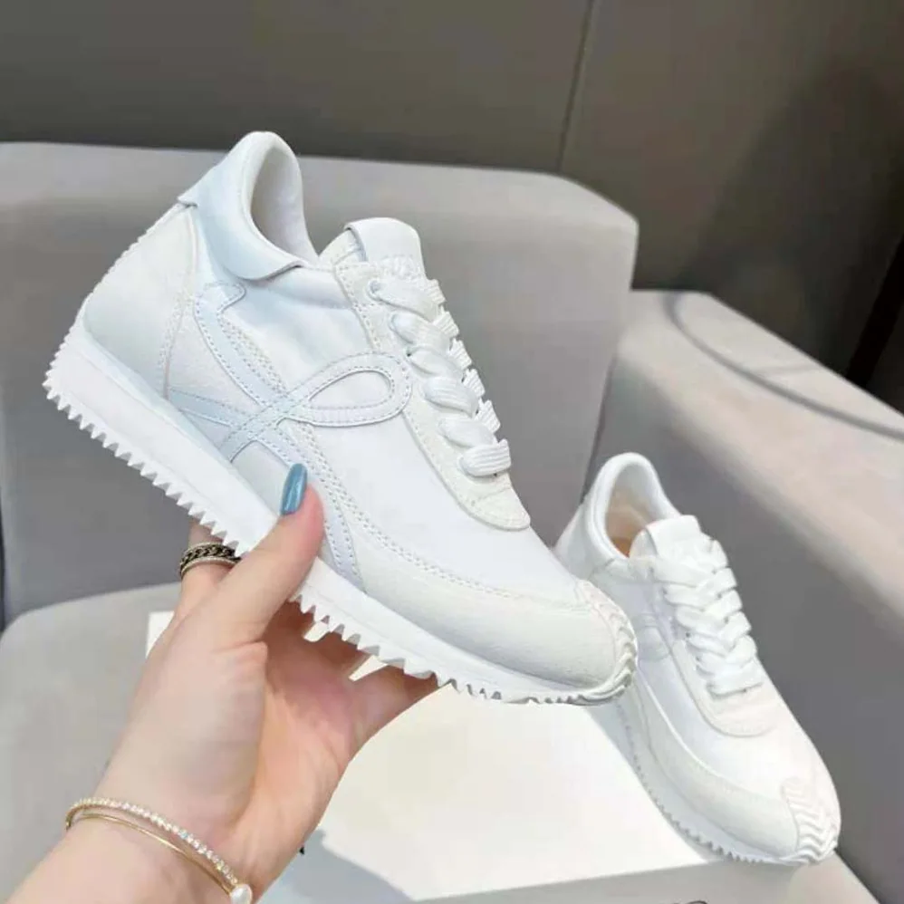 Loewe Flow Runner in Calfskin for Unisex in White Loewe Flow Runner in Calfskin for Unisex in White