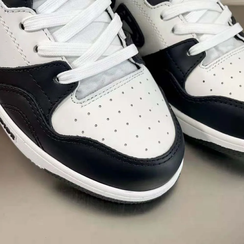Dior B57 Mid-Top Sneaker Black and White Smooth Calfskin for Men Dior B57 Mid-Top Sneaker Black and White Smooth Calfskin for Men