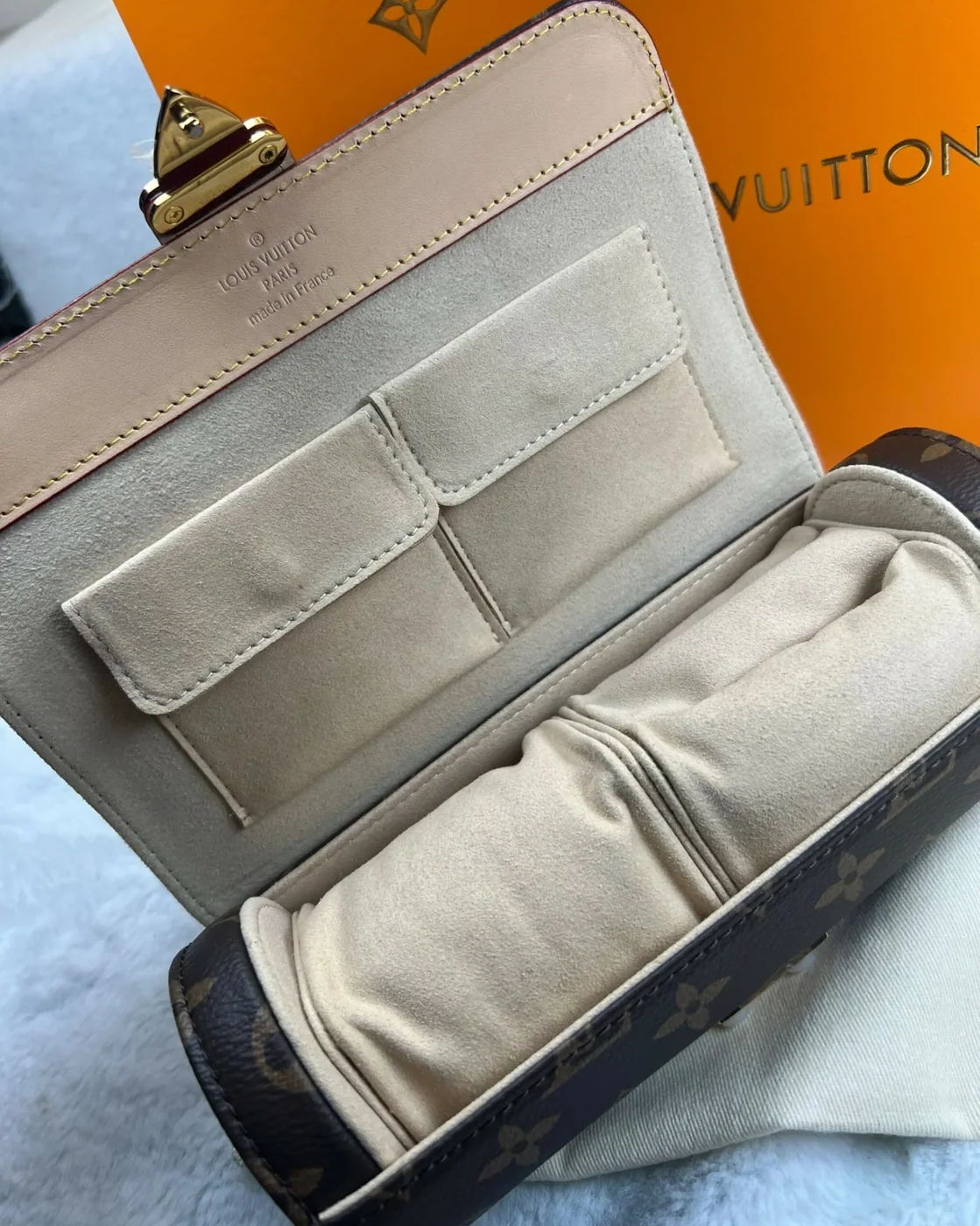 Louis Vuitton Etui Bijoux Bag Brown 7,/ Louis Vuitton Etui Bijoux Bag Brown 7,/