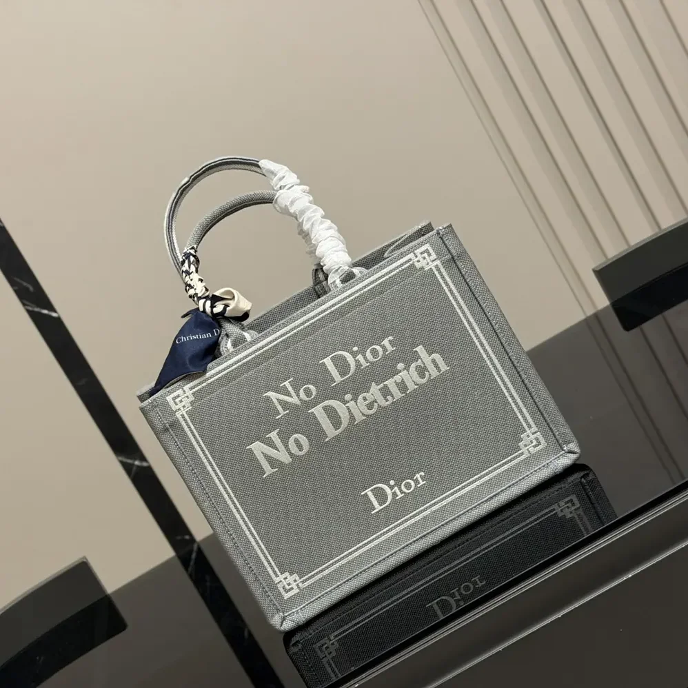 Dior Medium Dior Book Tote with Strap Blue-Greige No Dior No Dietrich Embroidery for Women Dior Medium Dior Book Tote with Strap Blue-Greige No Dior No Dietrich Embroidery for Women