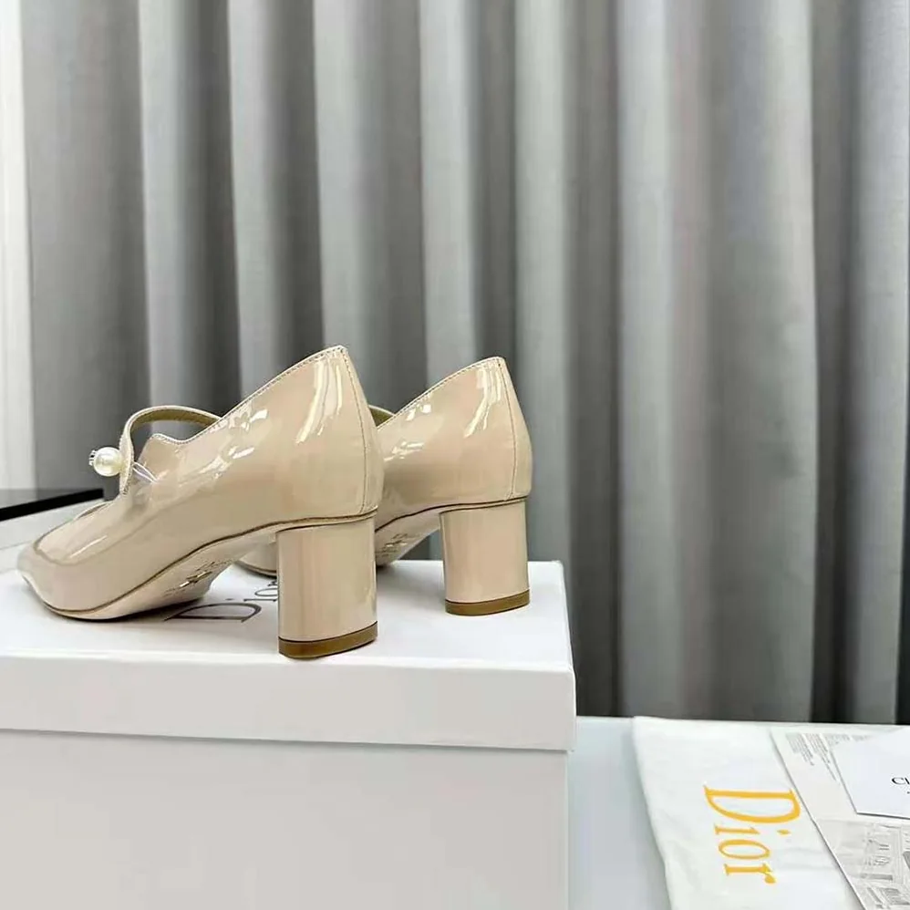 Dior Jolie Dior Pump Nude Patent Calfskin for Women
