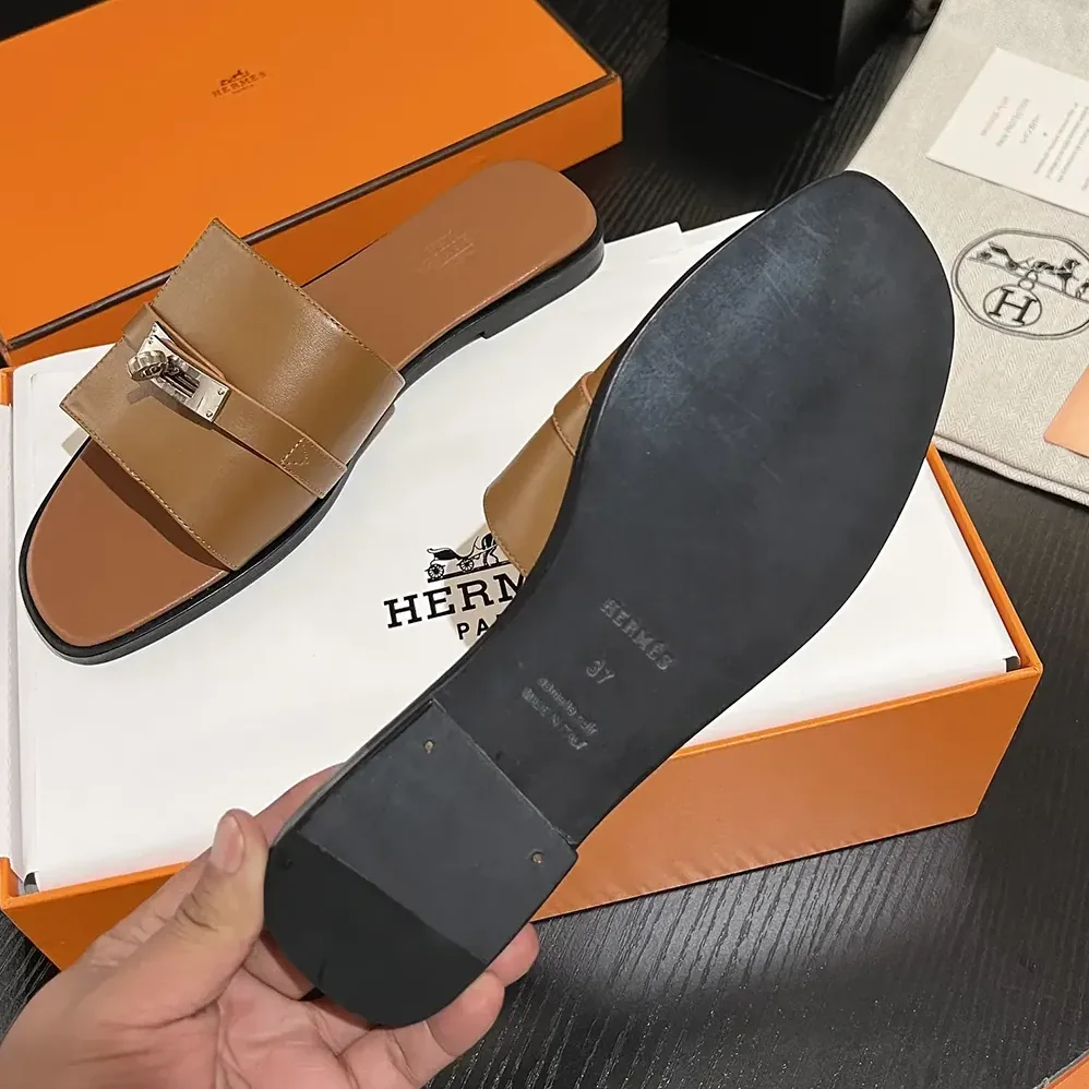 Hermes Giulia Sandal-Brown H231056Z for Women Hermes Giulia Sandal-Brown H231056Z for Women