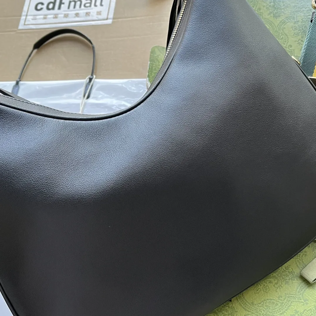 Gucci Atache Large Shoulder Bag Black Gucci Atache Large Shoulder Bag Black