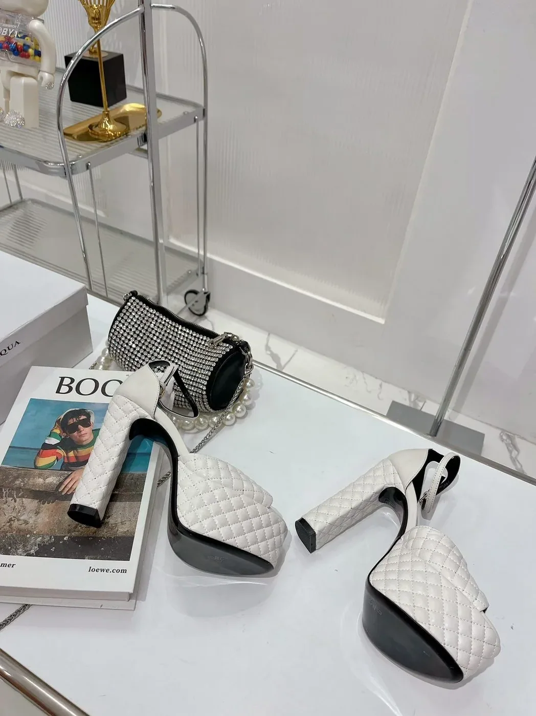 Saint Laurent Jodie Platform Sandals In Smooth White