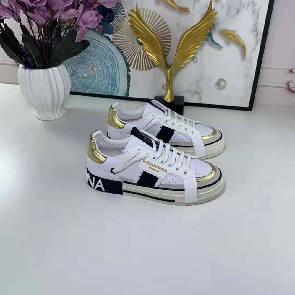 Dolce Gabbana D&G Calfskin 2.Zero Custom Sneakers with Contrasting Details for Women in Black Dolce Gabbana D&G Calfskin 2.Zero Custom Sneakers with Contrasting Details for Women in Black