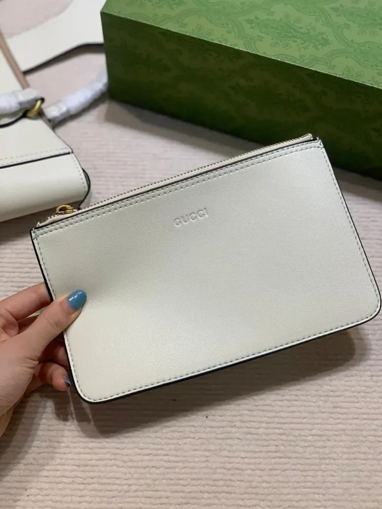 Gucci Medium Tote With Double G White / Gucci Medium Tote With Double G White /