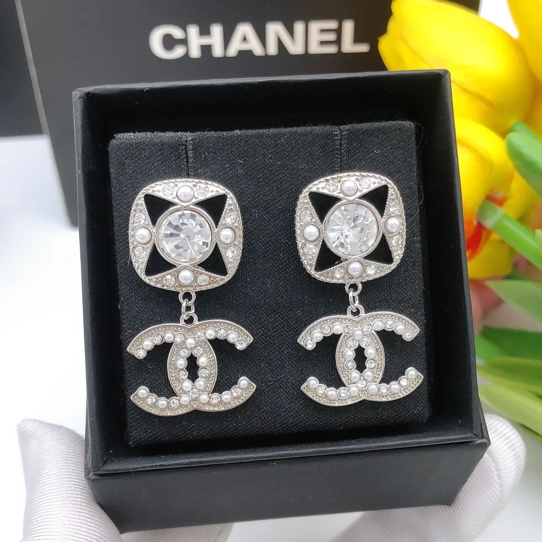 Square Double C Stud Earrings White