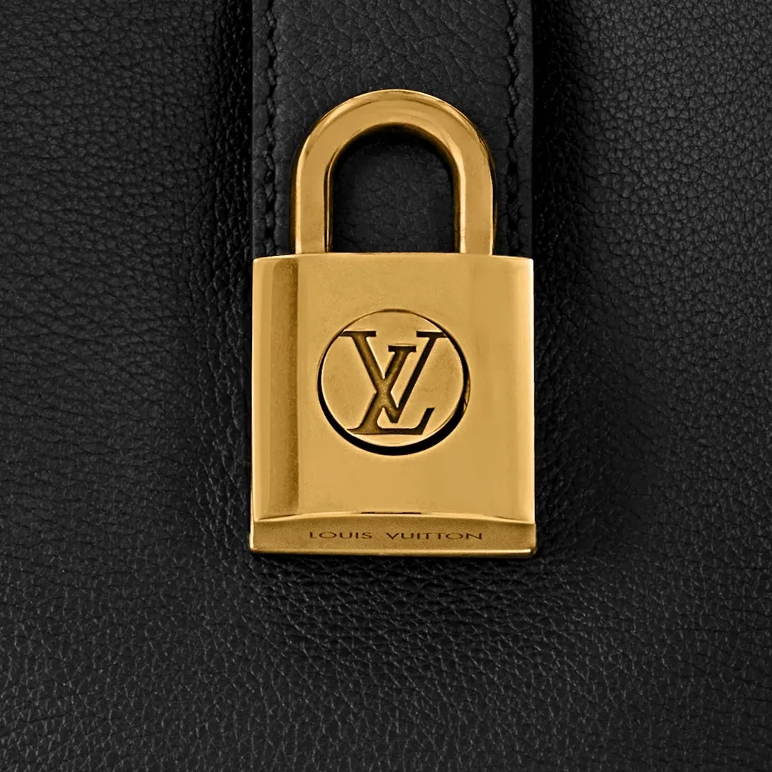 Louis Vuitton Low Key Shoulder Bag Black 10 Inches/