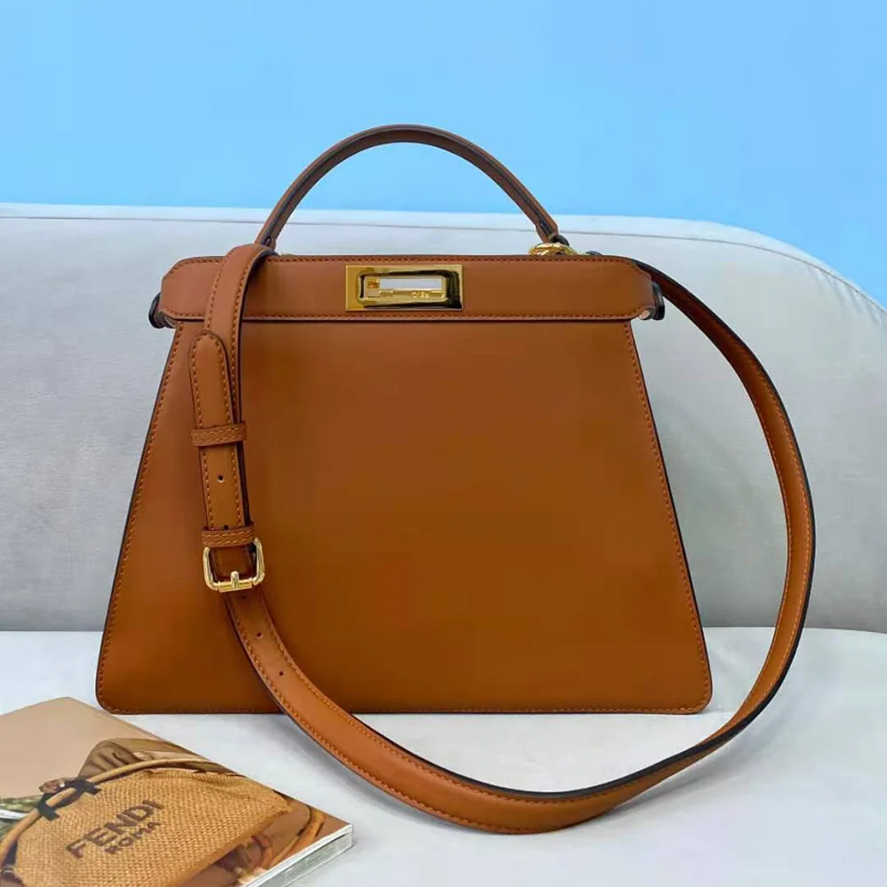 Fendi Peekaboo Iseeu Medium Leather Bag for Women in Brown