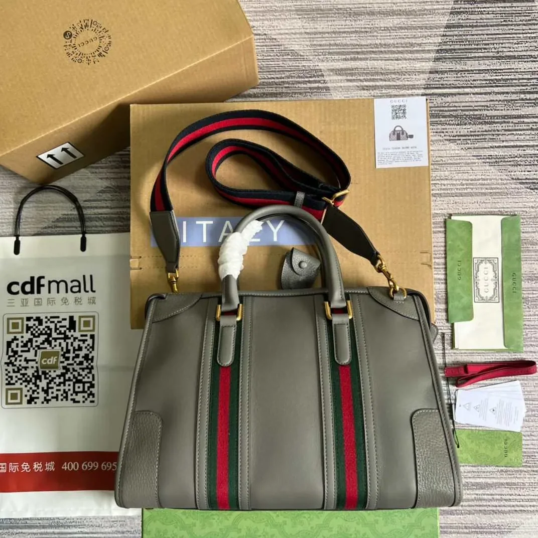Gucci Double G-Detailed Smooth Medium Handbag Grey /
