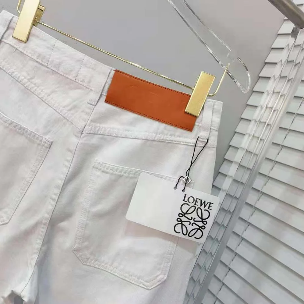 Loewe Fisherman Turn up Jeans in Denim for Women in White Loewe Fisherman Turn up Jeans in Denim for Women in White