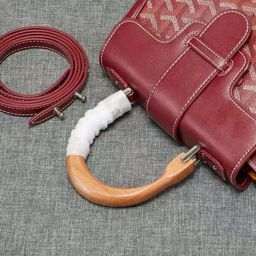 Goyard Sac Saïgon Souple Mini in Toile Goyardine & Chevroches Calfskin for Women in Maroon Goyard Sac Saïgon Souple Mini in Toile Goyardine & Chevroches Calfskin for Women in Maroon