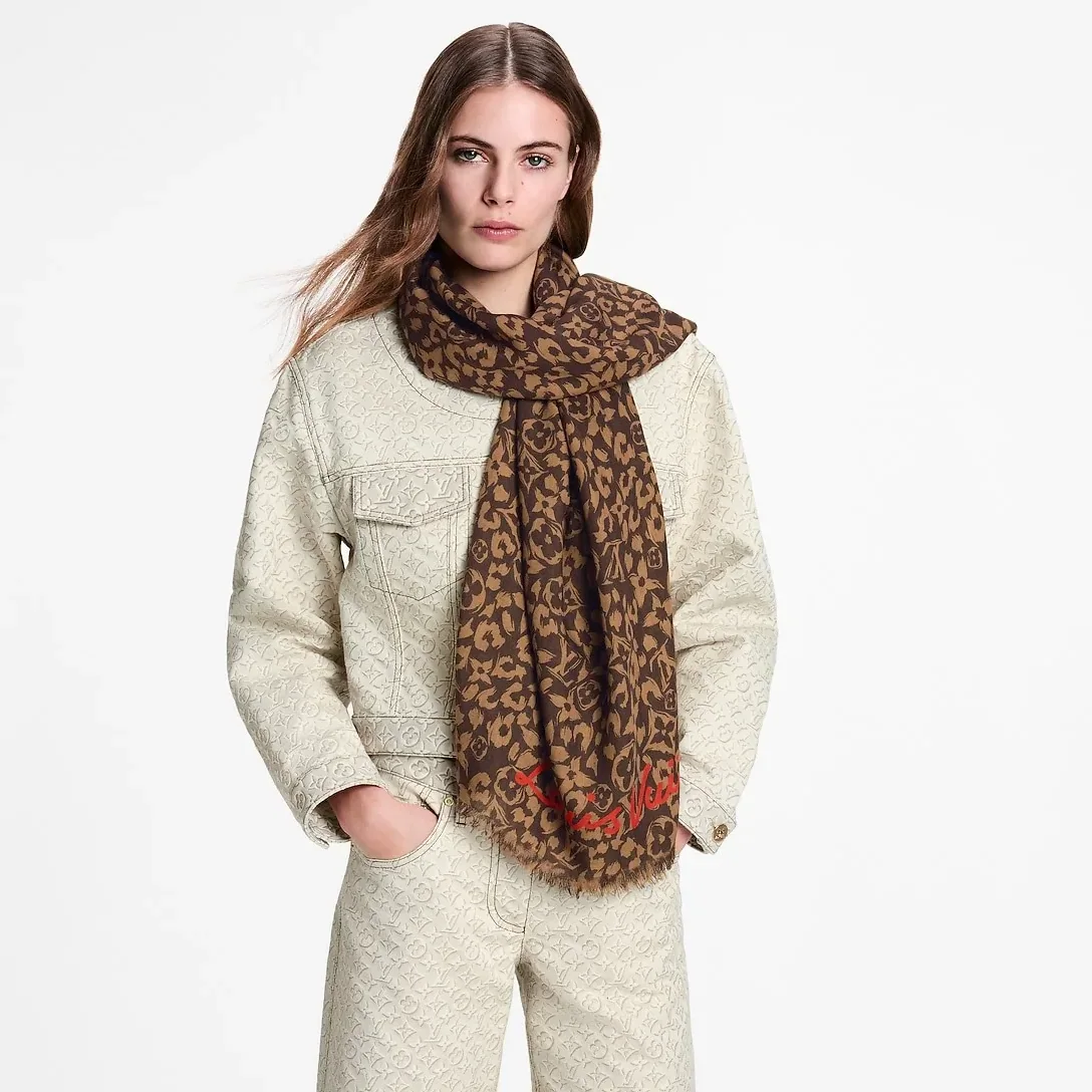 Louis Vuitton LV Safari Stole in Brown