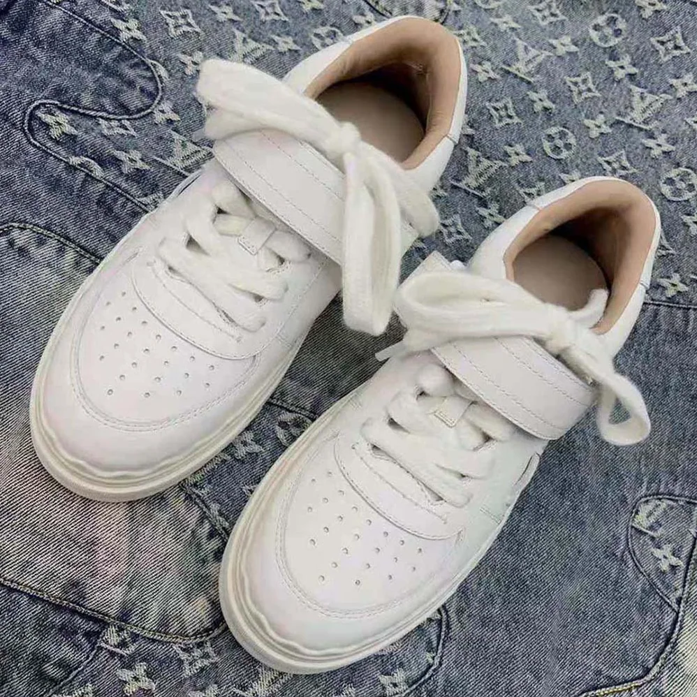 Chloe Lauren Sneaker with Strap for Women in White Chloe Lauren Sneaker with Strap for Women in White