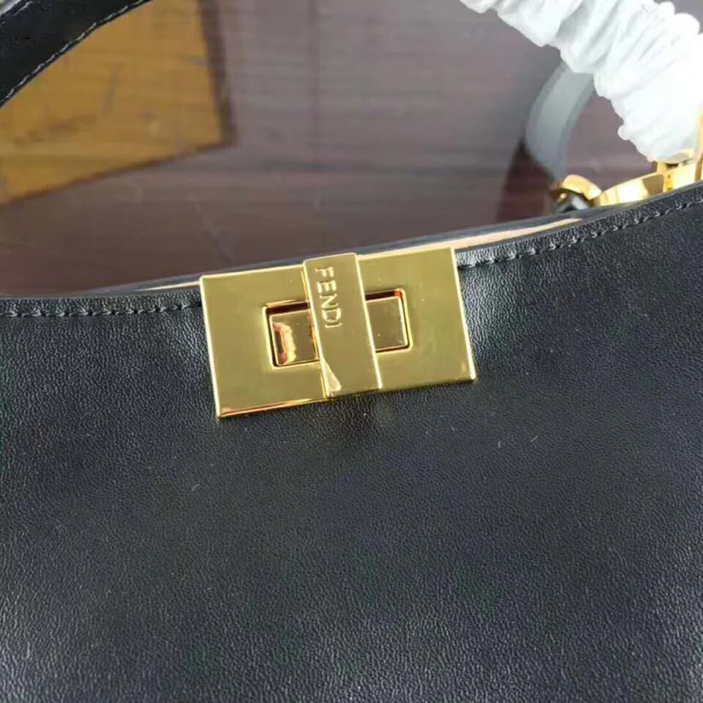 Fendi Peekaboo Essentially Bag in Calfskin Leather for Women in Black