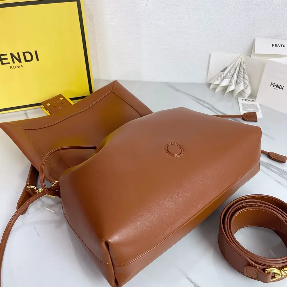 Fendi Mamma Baguette Medium Sienna Brown Nappa Leather Bag for Women