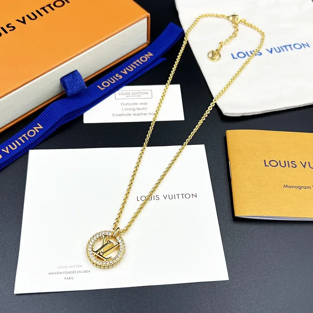 Louis Vuitton Louise By Night Necklace Gold Louis Vuitton Louise By Night Necklace Gold