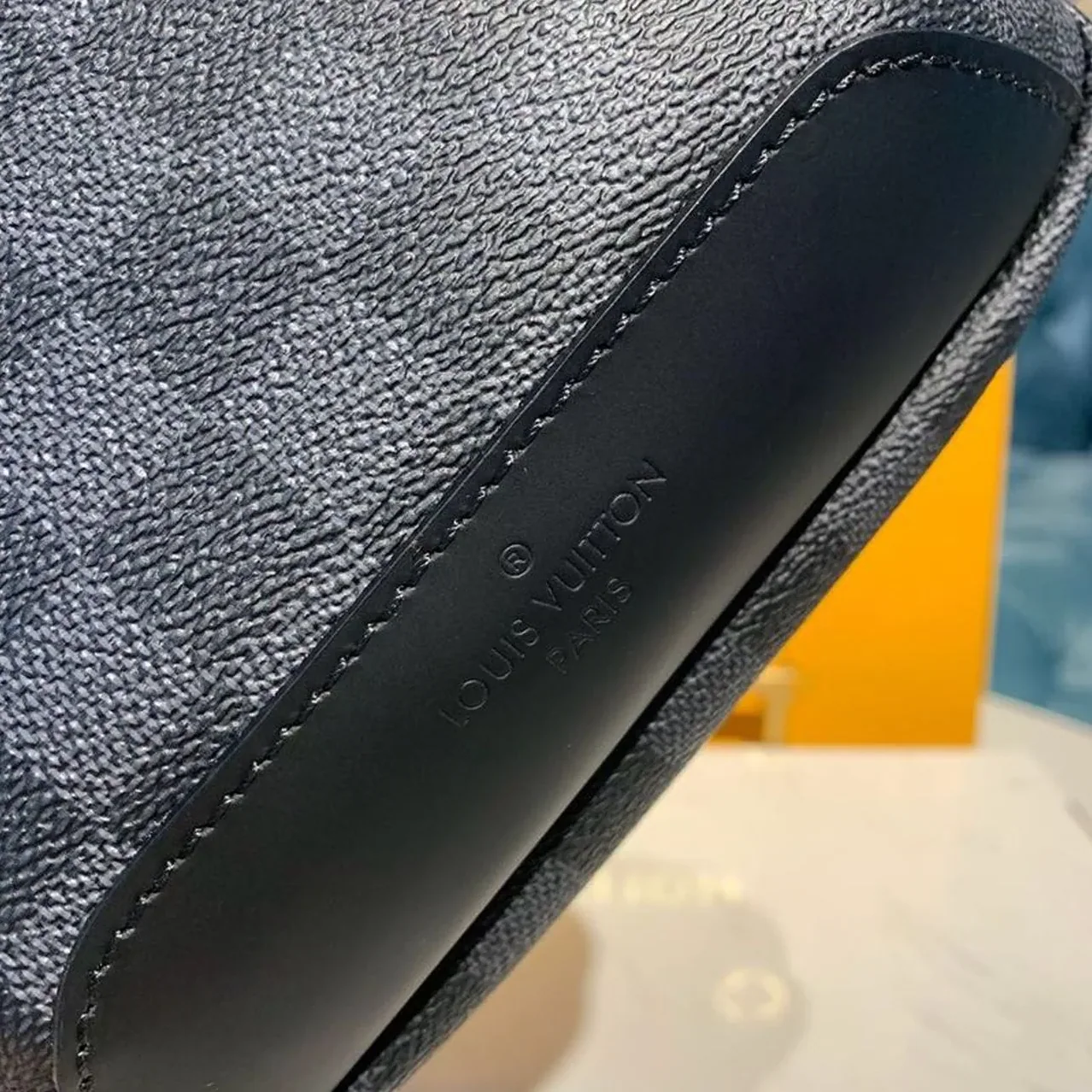 Louis Vuitton Avenue Sling Bag Damier Graphite Canvas Spring/Summer Collection , Black Louis Vuitton Avenue Sling Bag Damier Graphite Canvas Spring/Summer Collection , Black