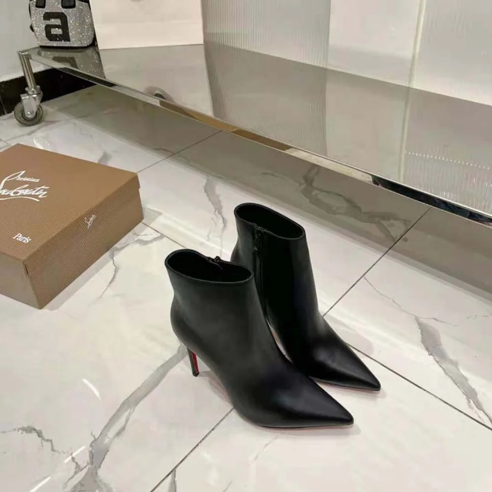 Christian Louboutin So Kate Booty 85 mm Low Boots for Women in Black Christian Louboutin So Kate Booty 85 mm Low Boots for Women in Black