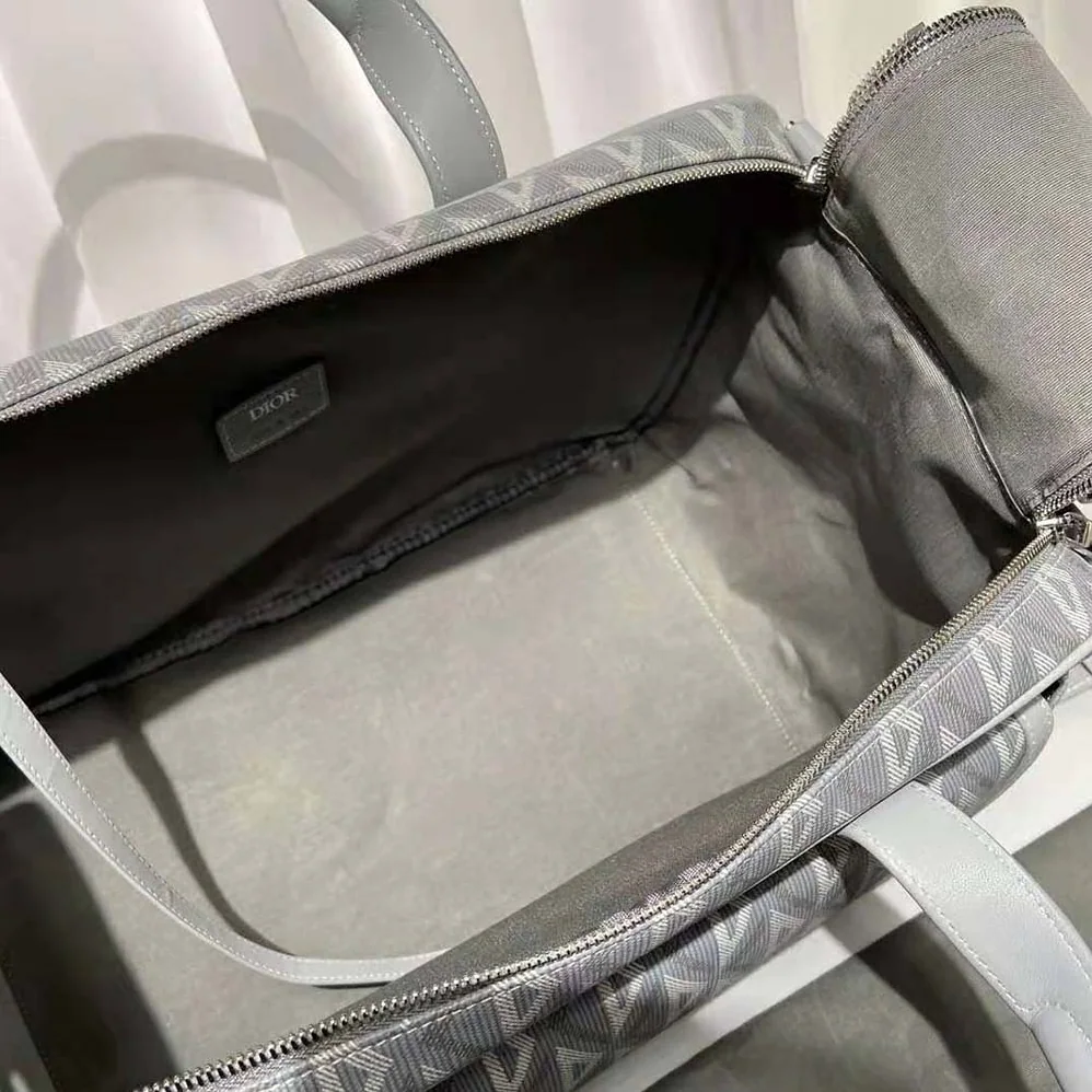 Dior Hit the Road Pet Carrier Bag Dior Gray CD Diamond Canvas and Smooth Calfskin for Men Dior Hit the Road Pet Carrier Bag Dior Gray CD Diamond Canvas and Smooth Calfskin for Men