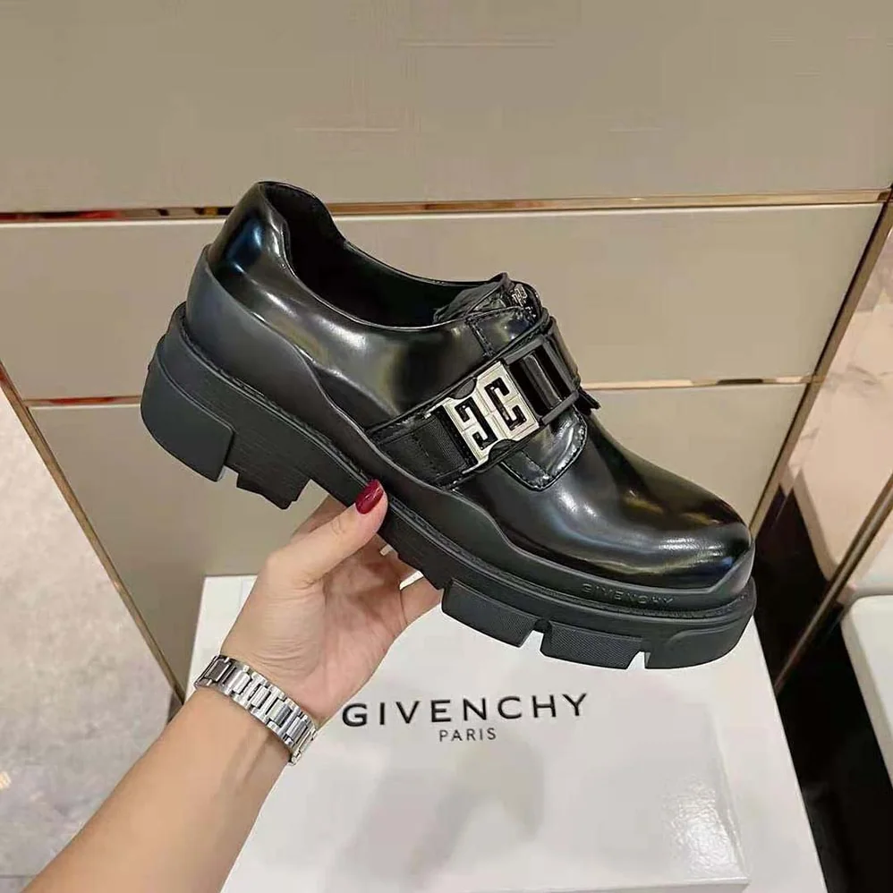 Givenchy Terra Derbies in Leather for Men in Black