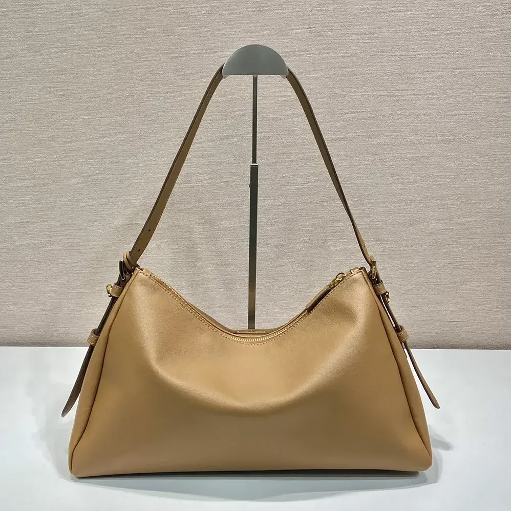 Prada Aimée Large Leather Shoulder Bag for Women in Brown Prada Aimée Large Leather Shoulder Bag for Women in Brown