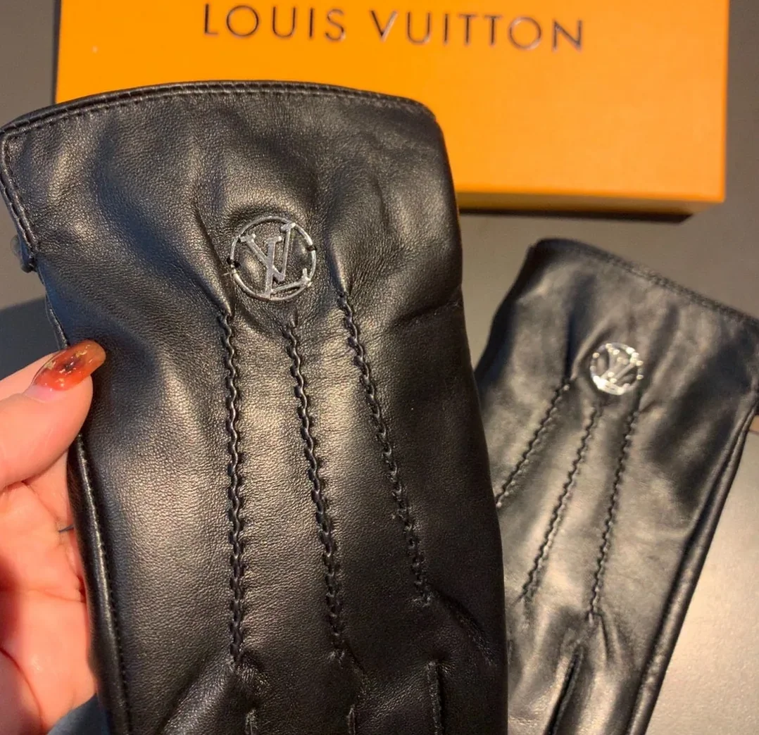 Louis Vuitton LV Slip On Black
