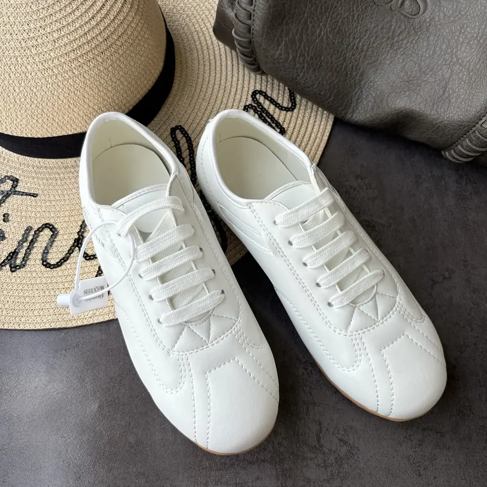 Alexander Mcqueen Boxe Sneaker in Off White for Unisex