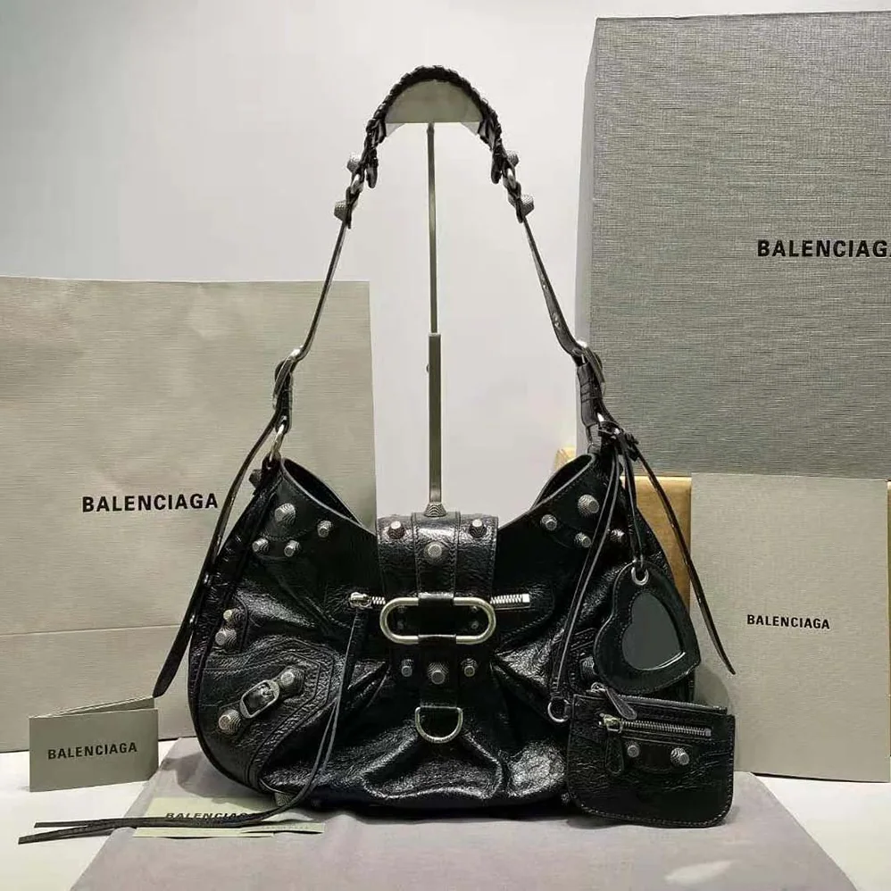 Balenciaga Le Cagole Medium Shoulder Bag in Black for Women