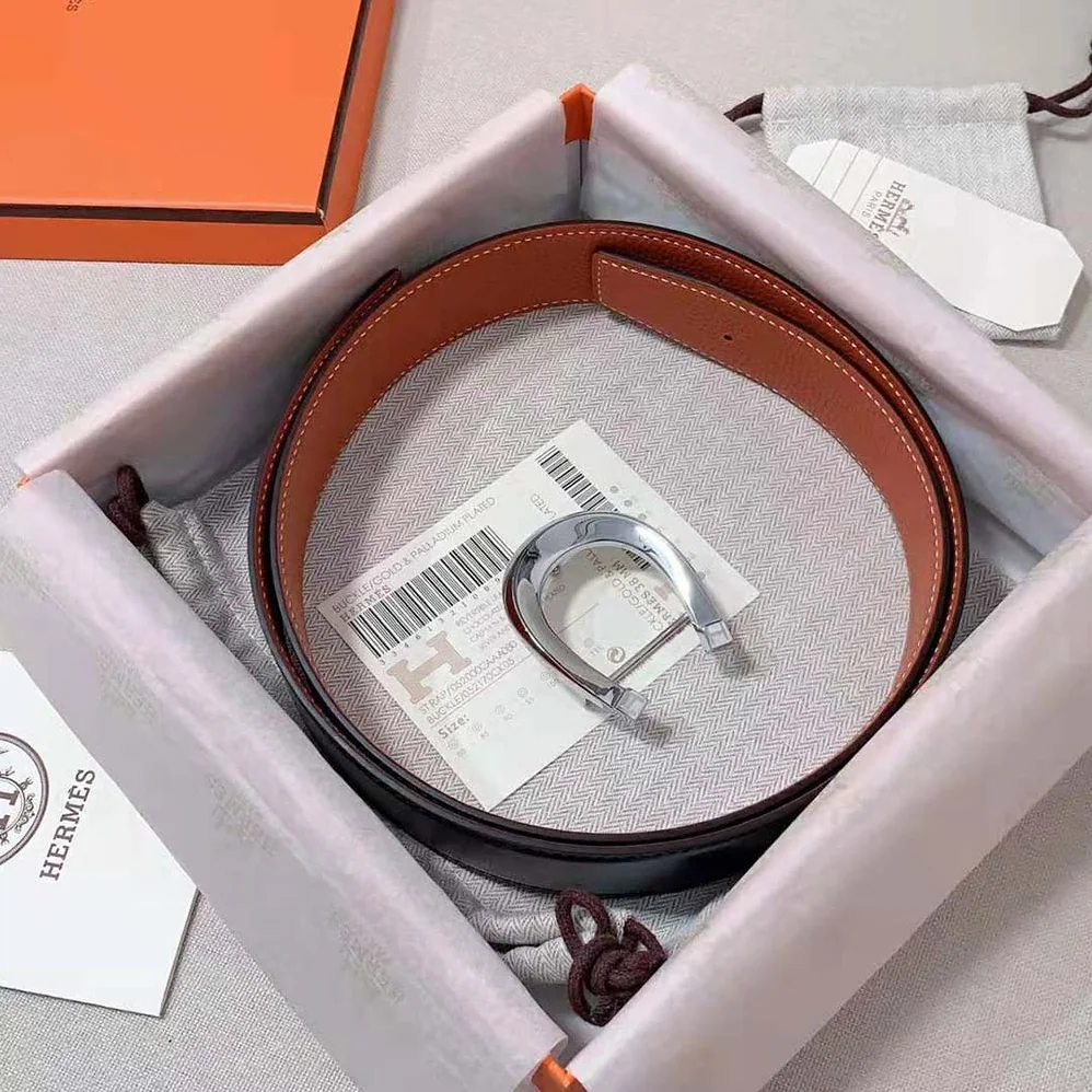 Hermes Luck Belt Buckle & Reversible Leather Strap 38 mm for Men in Orange
