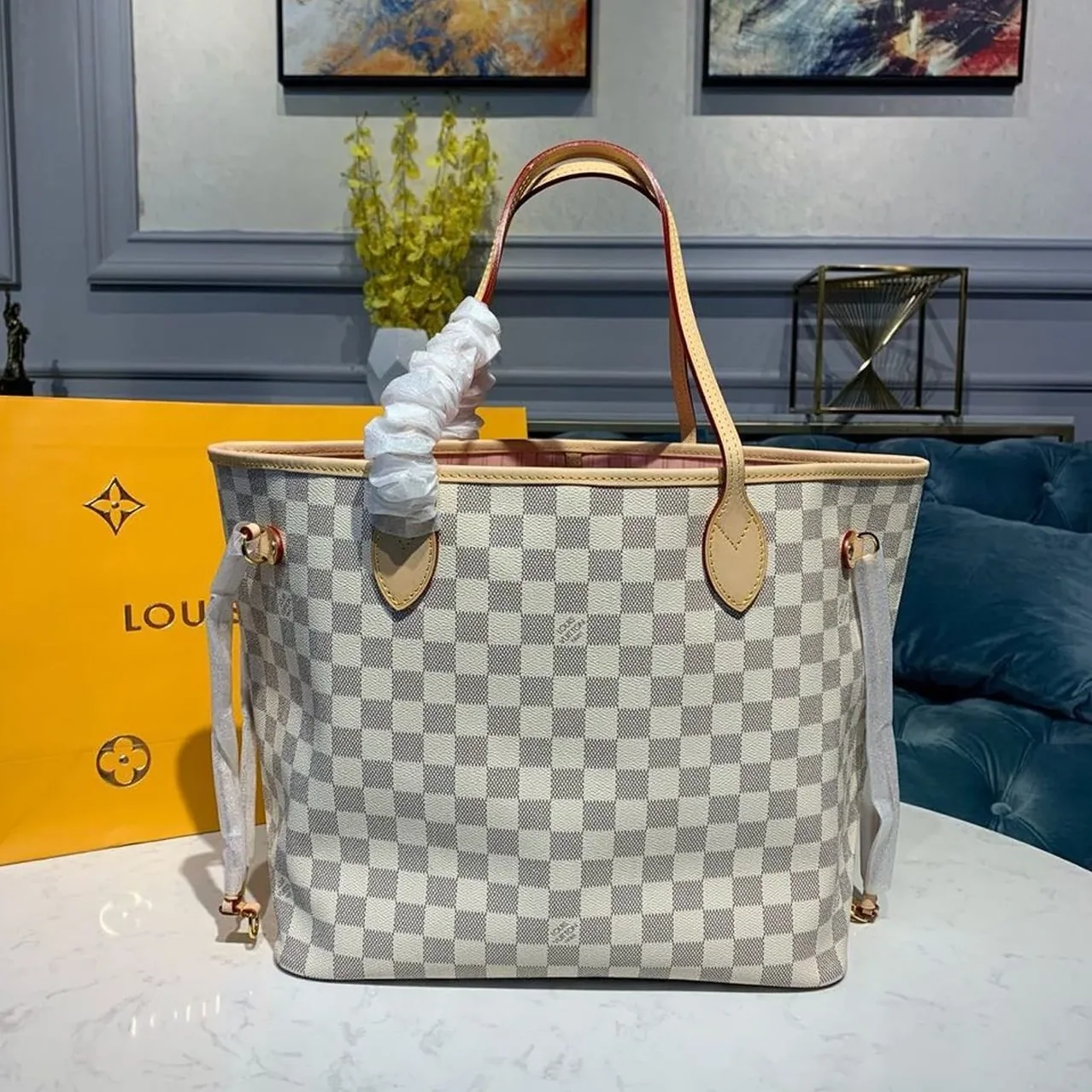 Louis Vuitton Neverfull MM Tote Bag / Rose Ballerine Pink Damier Azur Canvas Louis Vuitton Neverfull MM Tote Bag / Rose Ballerine Pink Damier Azur Canvas