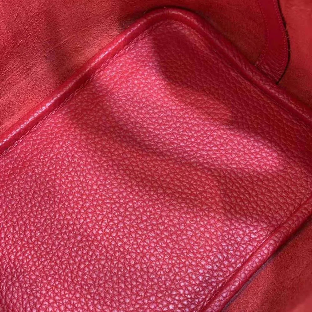 Hermes Picotin Lock 18cm in Clémence leather for Women in Red Hermes Picotin Lock 18cm in Clémence leather for Women in Red