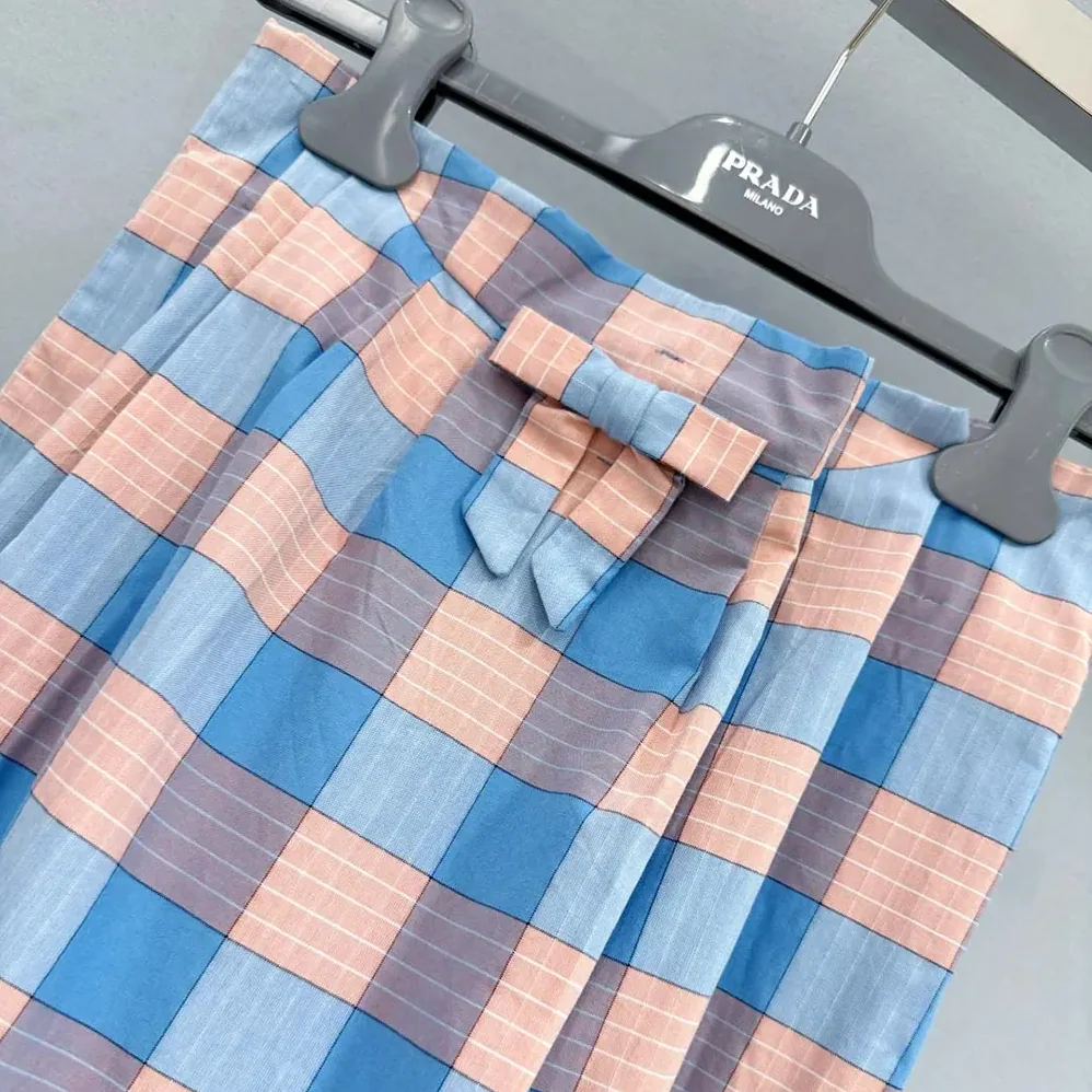 Prada Checked Poplin Midi for Women in skirt Prada Checked Poplin Midi for Women in skirt