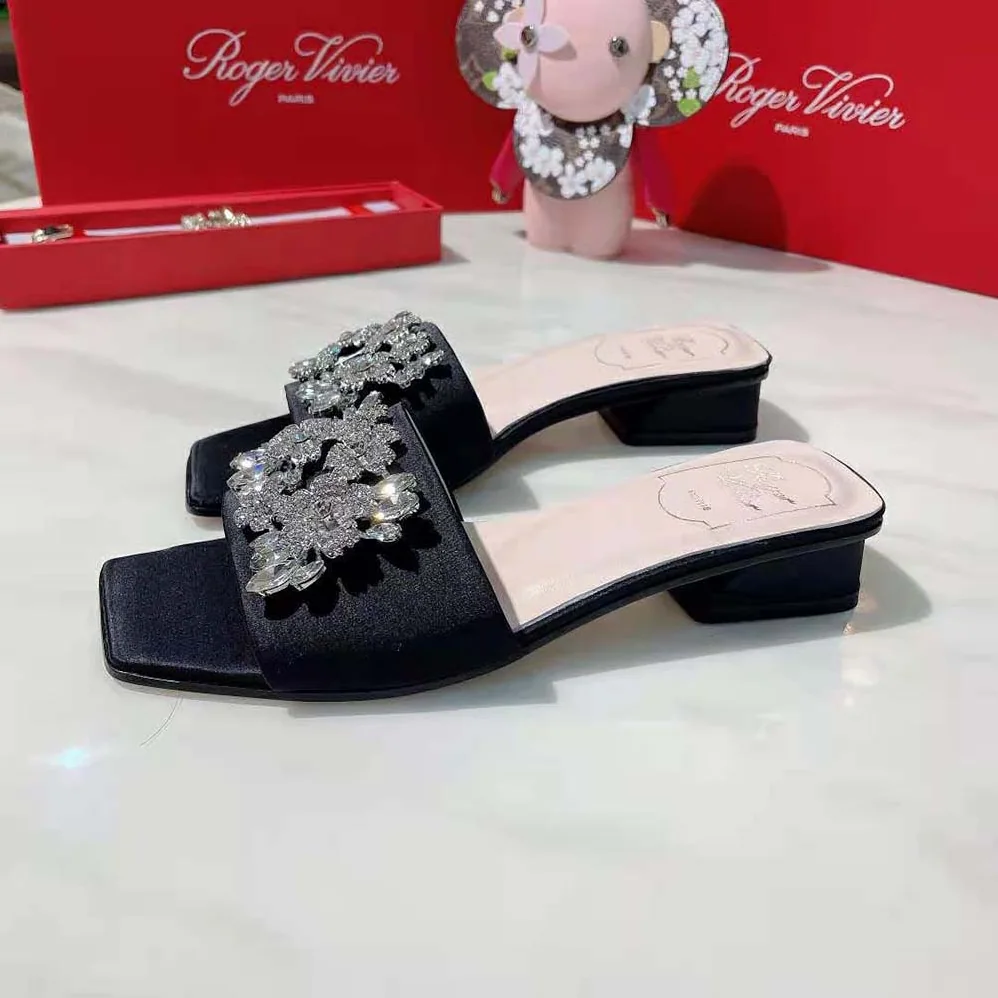 Roger Vivier RV Bouquet Strass Buckle Mules in Satin 2.5cm Heel for Women Roger Vivier RV Bouquet Strass Buckle Mules in Satin 2.5cm Heel for Women