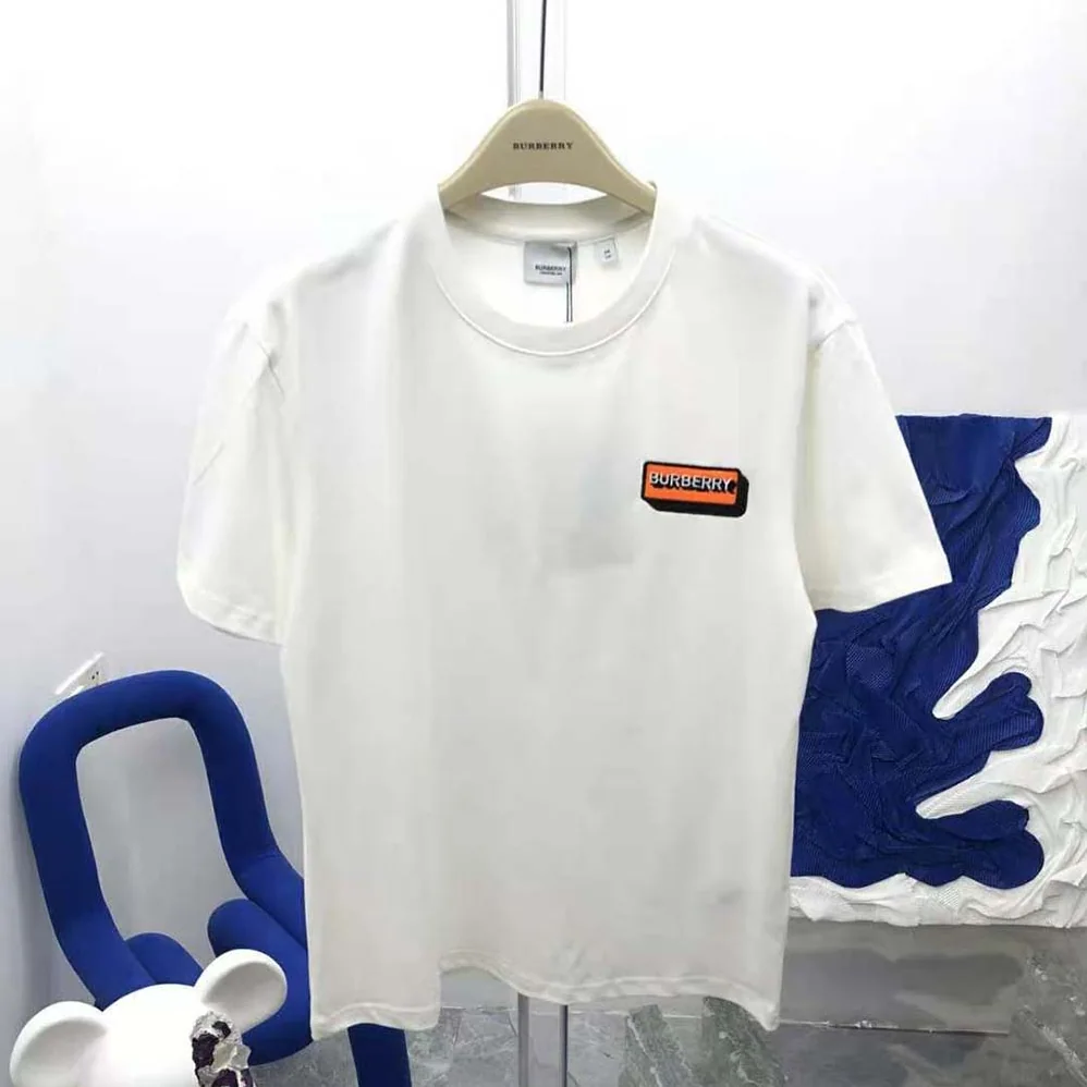 Burberry Logo Appliqué Cotton Oversized T-shirt for Women in White