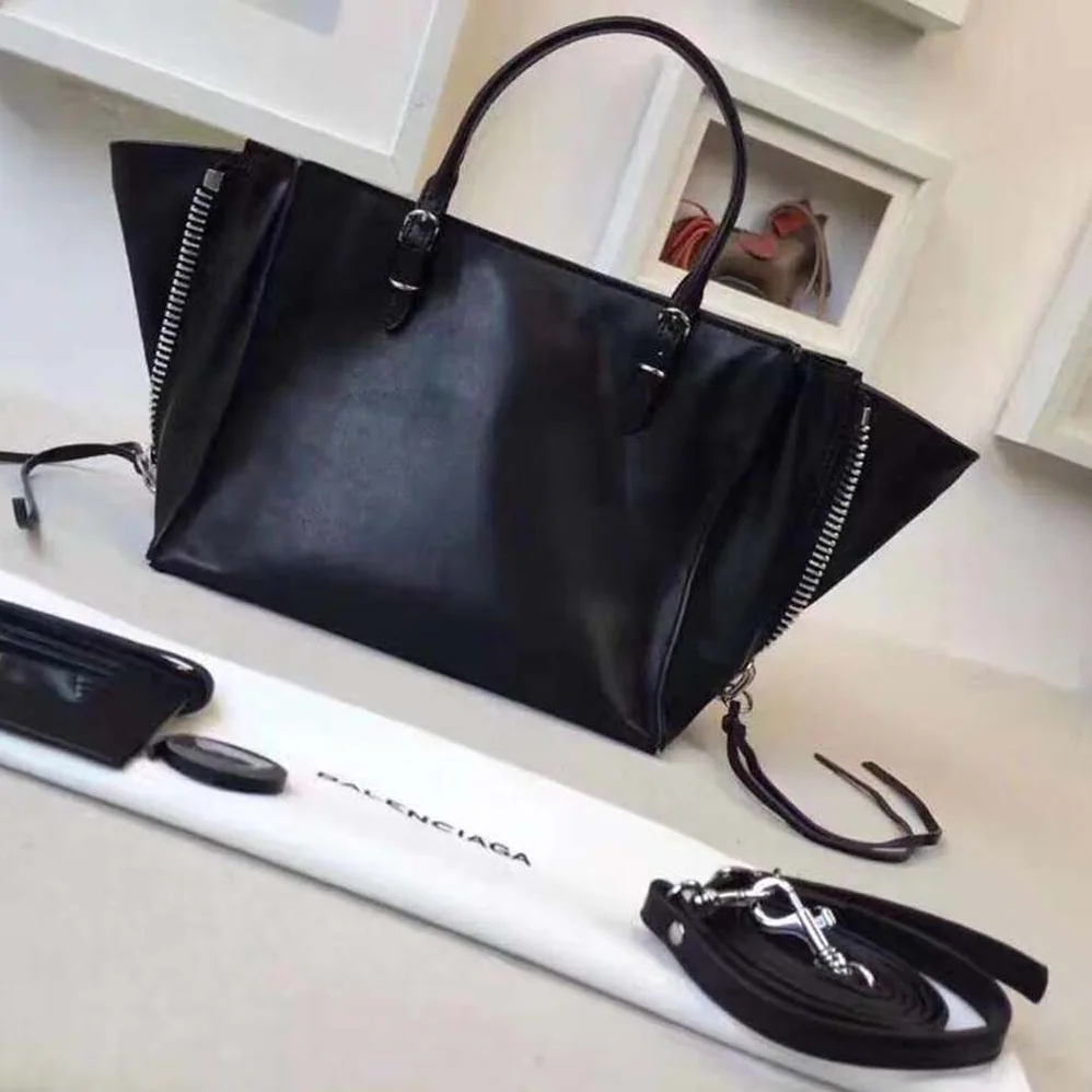 Balenciaga Papier Mini A4 Zip Around Cross Body Calfskin for Women Balenciaga Papier Mini A4 Zip Around Cross Body Calfskin for Women