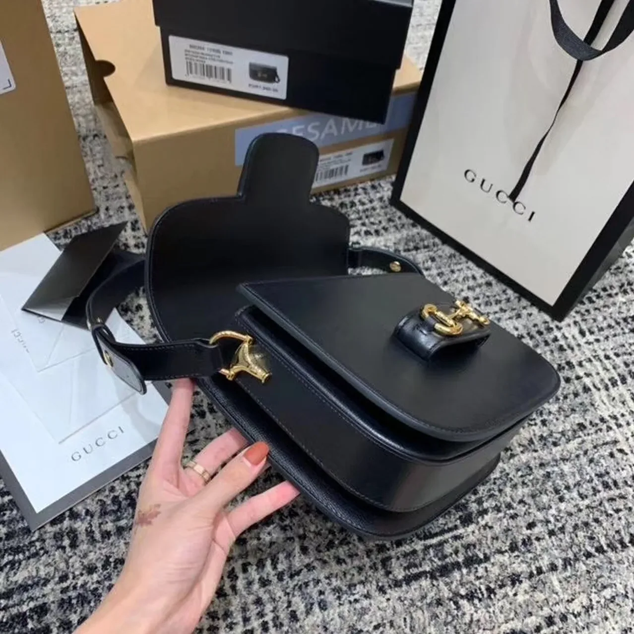 Gucci Horsebit 1955 Shoulder Bag Black Textured With A Vintage Effect / GG
