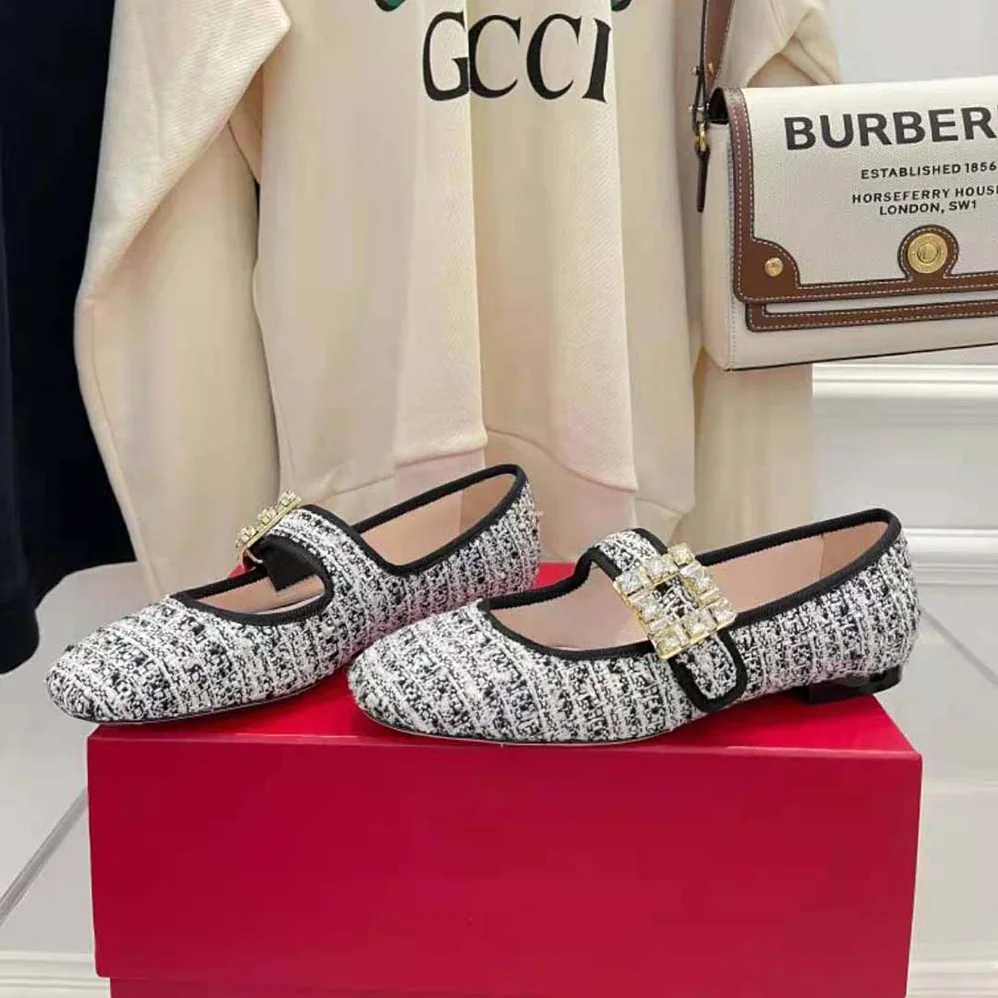 Roger Vivier Tres Vivier Strass Buckle Babies Ballerinas in Fabrics for Women Roger Vivier Tres Vivier Strass Buckle Babies Ballerinas in Fabrics for Women