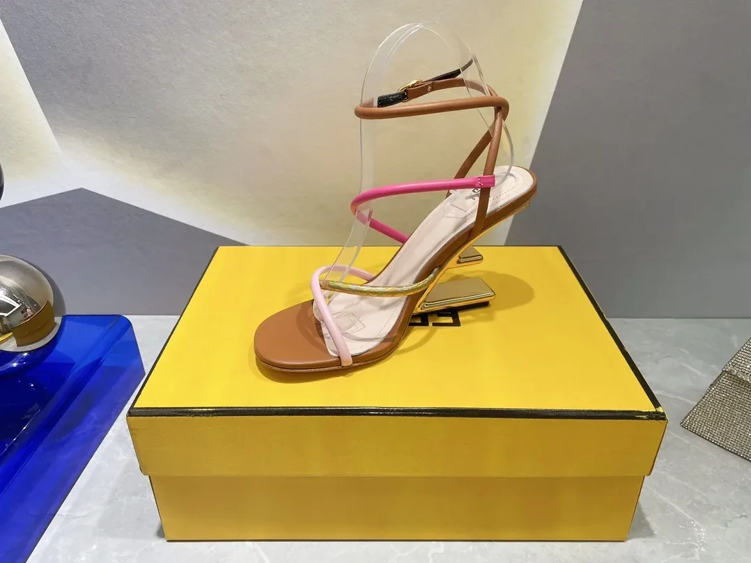 Fendi First Pink Nappa High-Heeled Sandals 8X8274AHIUF1GZU Fendi First Pink Nappa High-Heeled Sandals 8X8274AHIUF1GZU