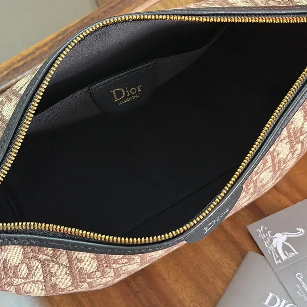 Dior Jett Pouch Brown Dior Oblique Jacquard for Men Dior Jett Pouch Brown Dior Oblique Jacquard for Men