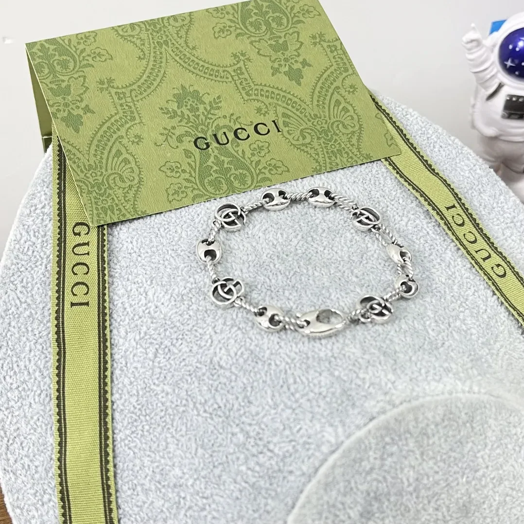 Gucci Twist Flower Bracelet Silver Gucci Twist Flower Bracelet Silver