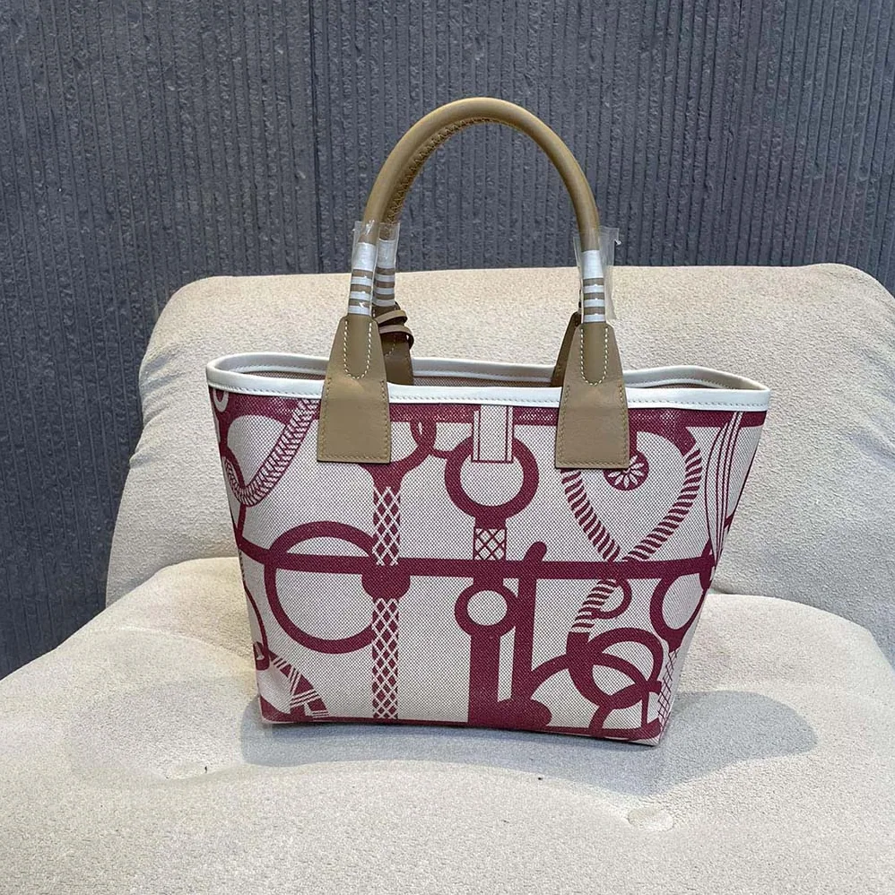Hermes Steeple 25 Ecru Tote Bag for Unisex in Purple Hermes Steeple 25 Ecru Tote Bag for Unisex in Purple