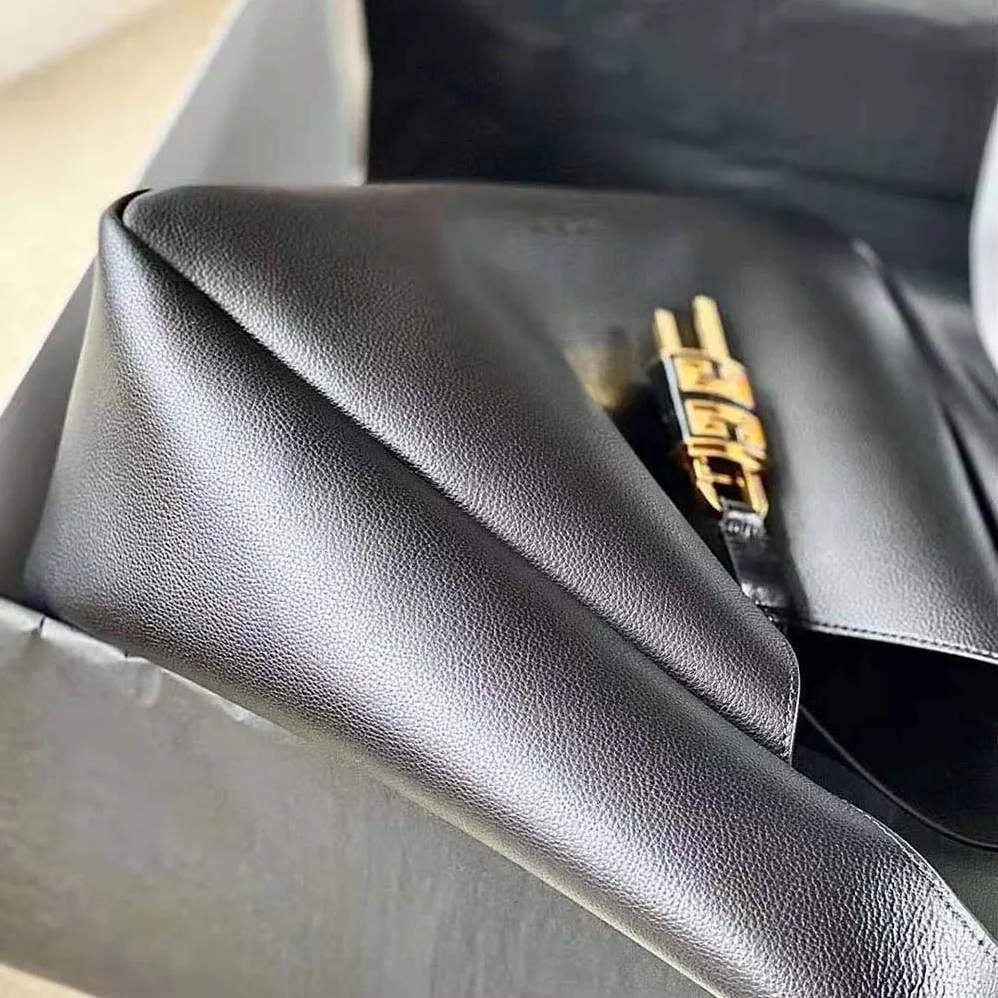 Givenchy Medium G-Hobo Bag in Smooth Leather for Women in Black